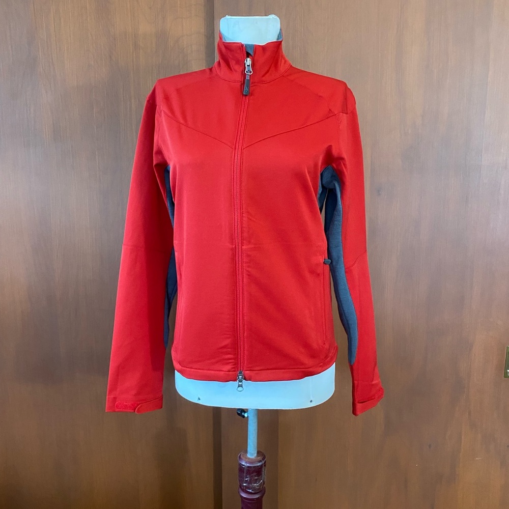 Ibex red and gray coat